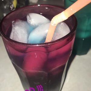 Meet your Posher, Hailey